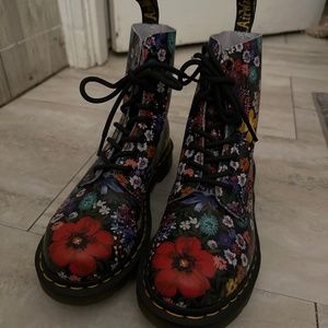 Dr. Martens 1460 Pascal Wanderlust Backhand Multi Combat Boots